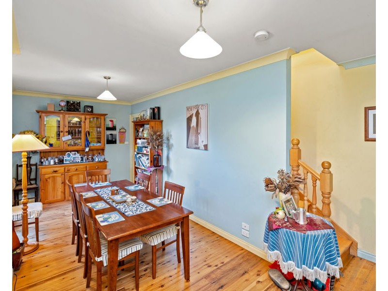 77 DOCKER STREET, Wagga Wagga NSW 2650