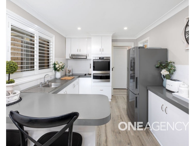 5 TURA PLACE, Glenfield Park NSW 2650