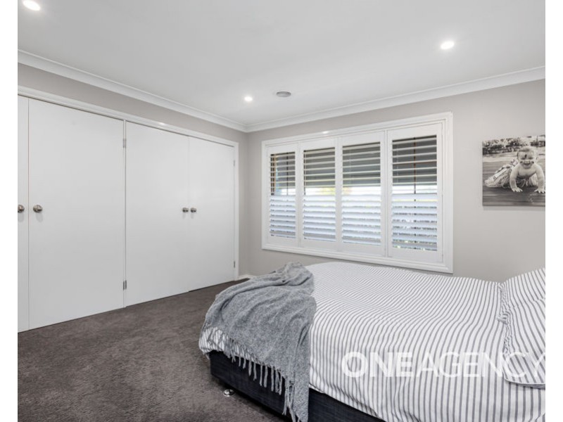 5 TURA PLACE, Glenfield Park NSW 2650