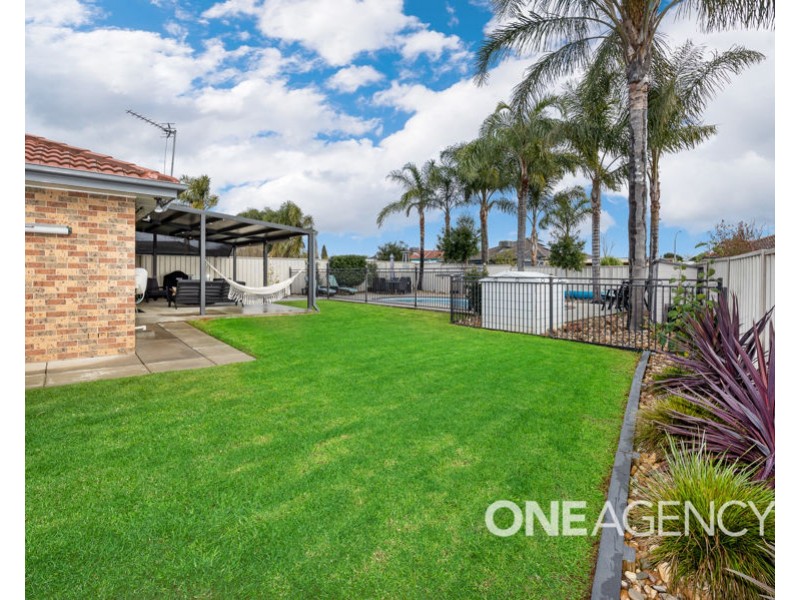 27 KALDARI CRESCENT, Glenfield Park NSW 2650
