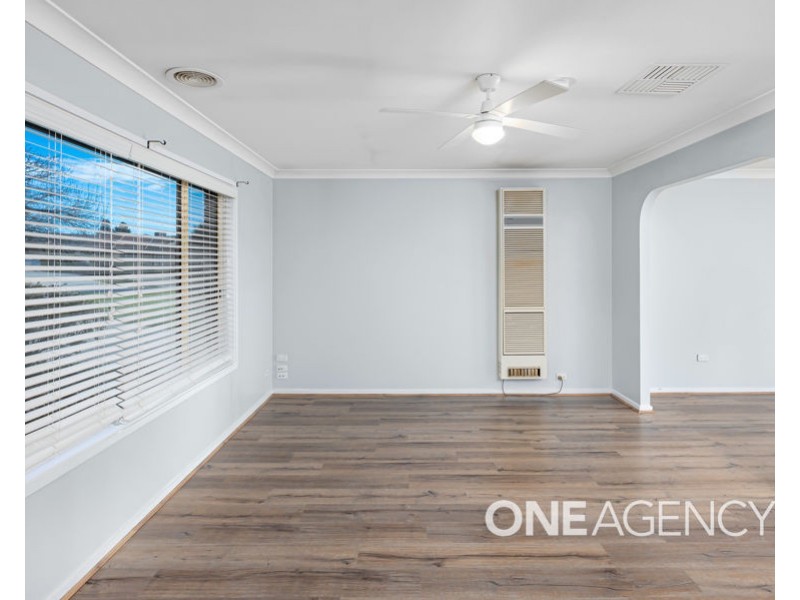 66 BALLEROO CRESCENT, Glenfield Park NSW 2650