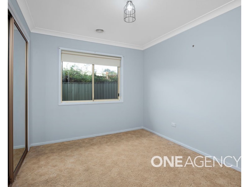 66 BALLEROO CRESCENT, Glenfield Park NSW 2650