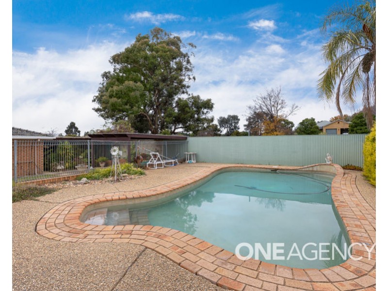 62 GREGADOO ROAD, Lake Albert NSW 2650