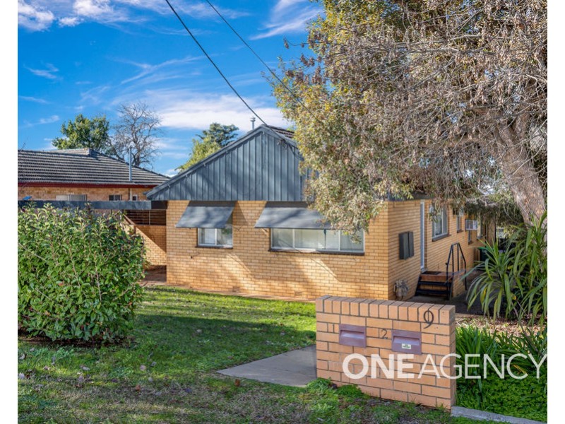 2/95 MEADOW STREET, Kooringal NSW 2650