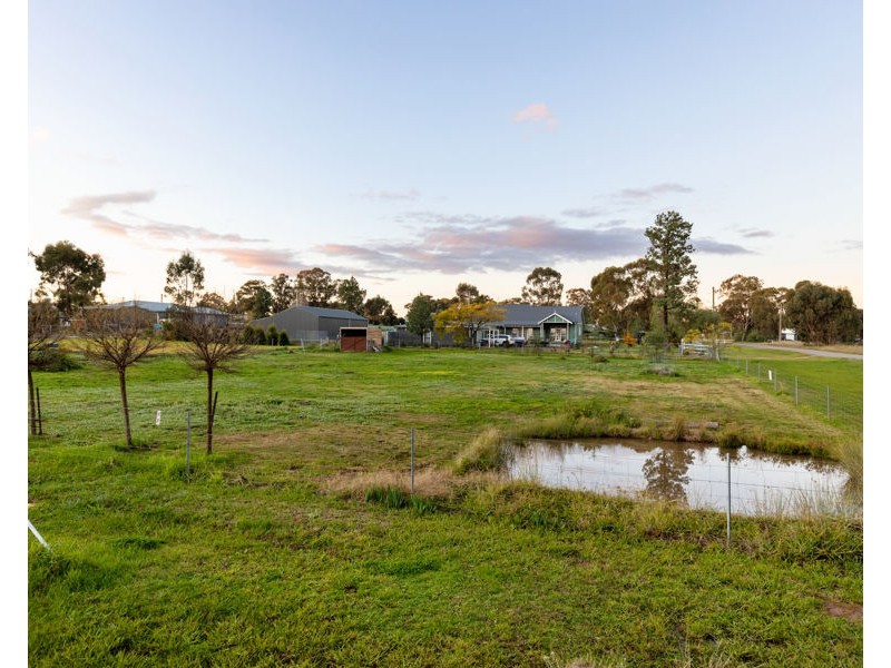 1 WALLACE STREET, Coolamon NSW 2701