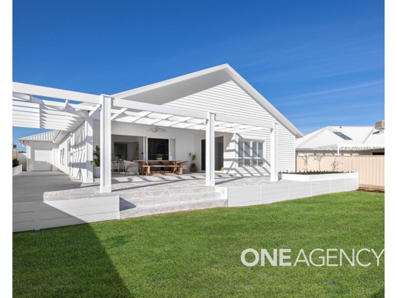 4 RONALD STREET, Gobbagombalin NSW 2650