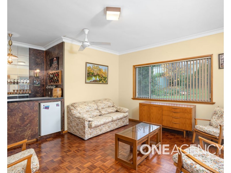 5 MISSOURI AVENUE, Tolland NSW 2650