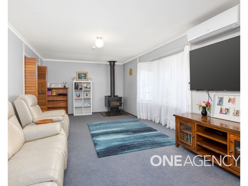 21 DRUMMOND STREET, Lockhart NSW 2656