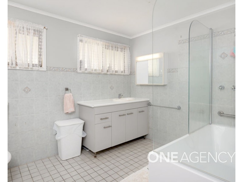 21 DRUMMOND STREET, Lockhart NSW 2656