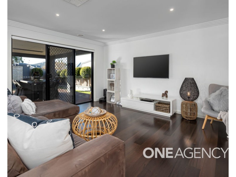4 YOOGALI STREET, Glenfield Park NSW 2650