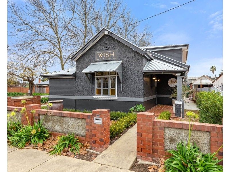 39 CRAMPTON STREET, Wagga Wagga NSW 2650