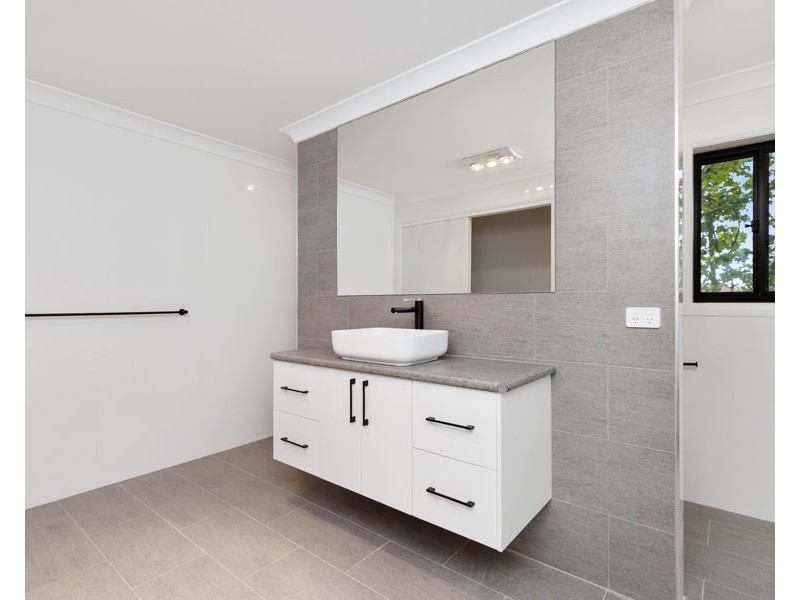 39 CRAMPTON STREET, Wagga Wagga NSW 2650