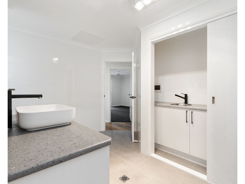 39 CRAMPTON STREET, Wagga Wagga NSW 2650