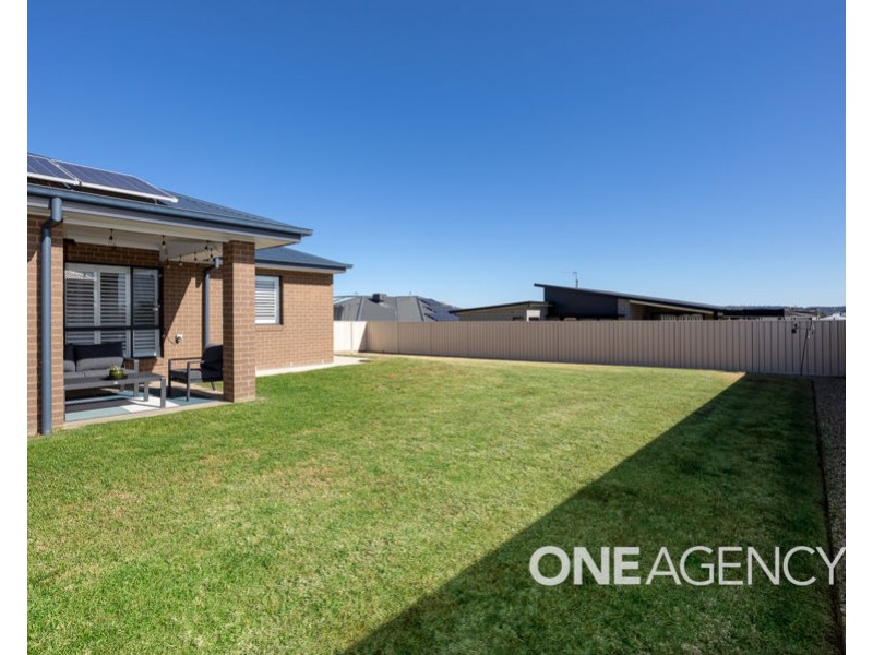 62 PARADISE DRIVE, Gobbagombalin NSW 2650