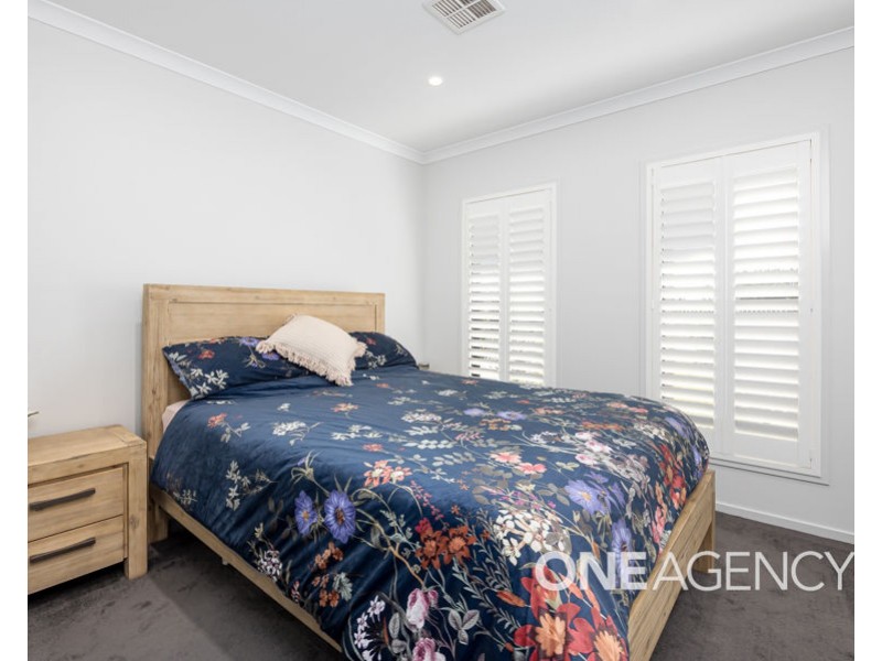 11 BENEDICT AVENUE, San Isidore NSW 2650