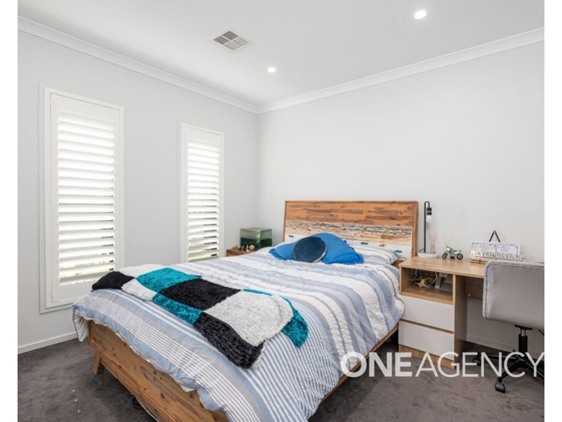 11 BENEDICT AVENUE, San Isidore NSW 2650