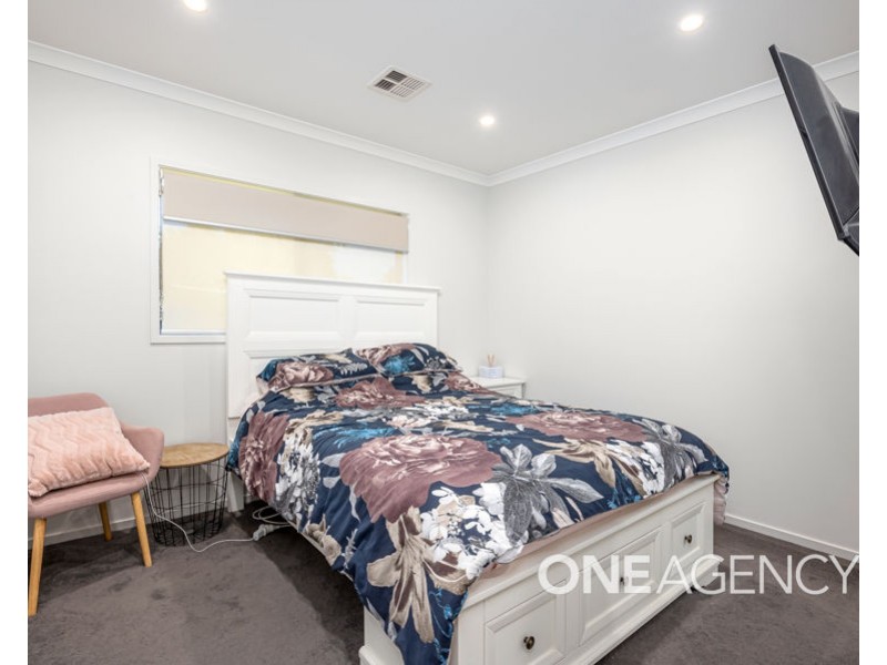 11 BENEDICT AVENUE, San Isidore NSW 2650