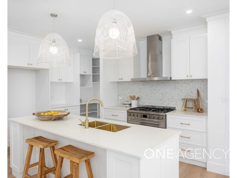 5 JUMBUCK DRIVE, Gobbagombalin NSW 2650