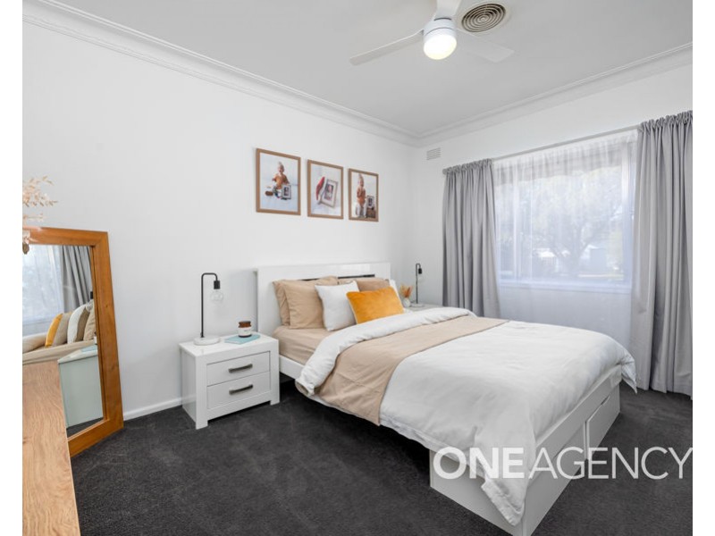 24 MACARTHUR STREET, Ashmont NSW 2650