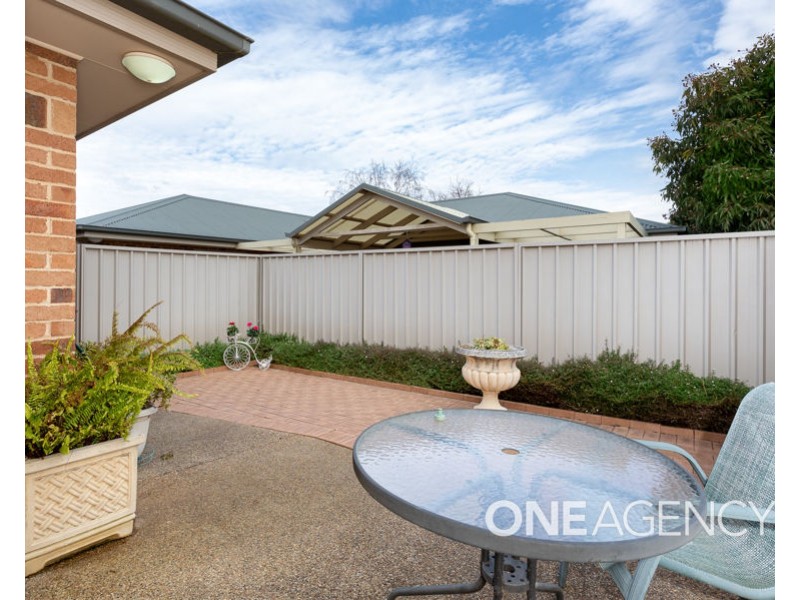 1/21 STIRLING BOULEVARD, Tatton NSW 2650