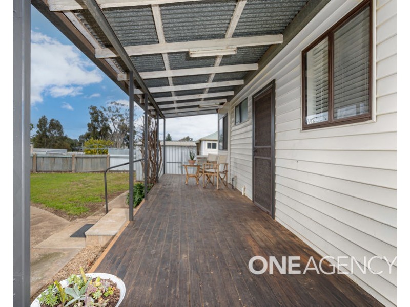 81 BRUCE STREET, Coolamon NSW 2701