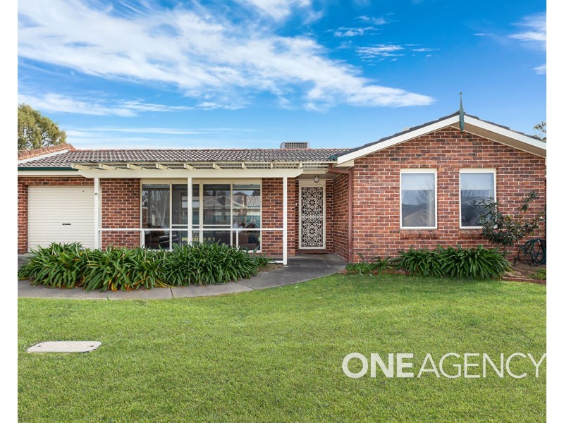 12 BENTLEY PLACE, Wagga Wagga NSW 2650