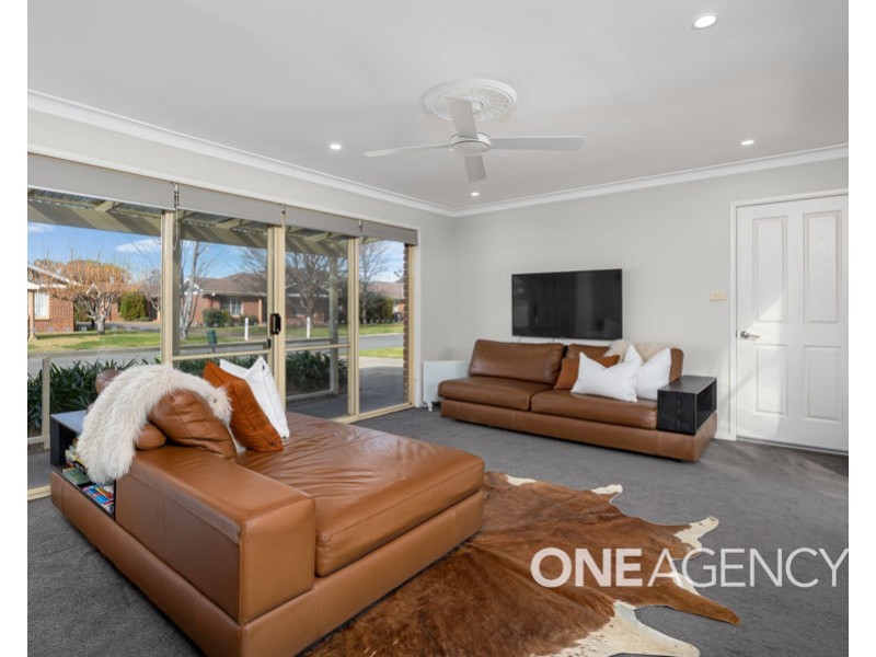12 BENTLEY PLACE, Wagga Wagga NSW 2650