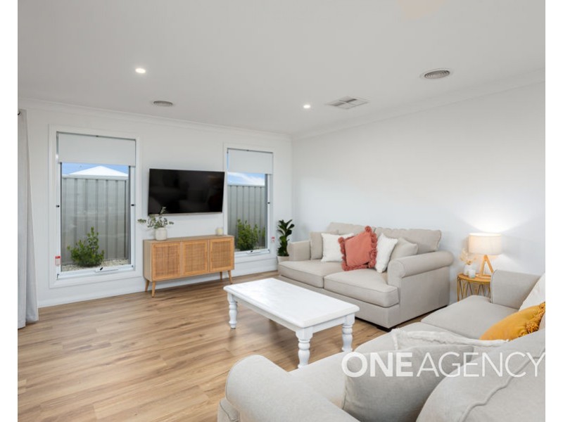 75 JUMBUCK DRIVE, Gobbagombalin NSW 2650