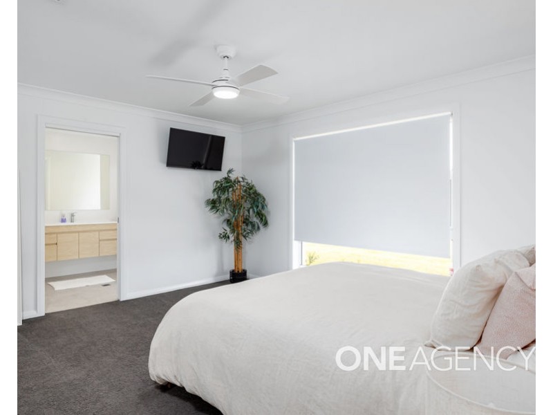 75 JUMBUCK DRIVE, Gobbagombalin NSW 2650