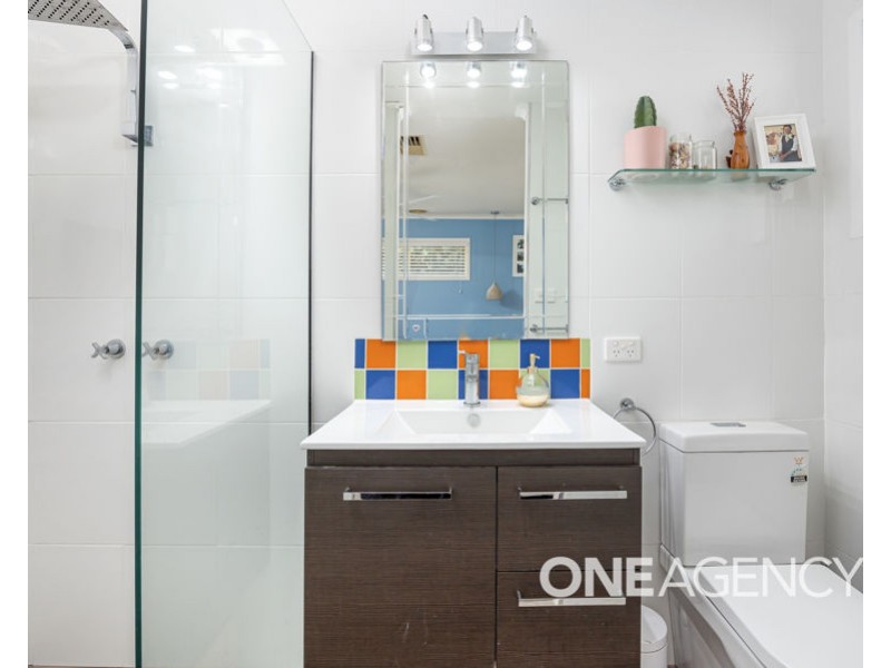 109 DALKEITH AVENUE, Lake Albert NSW 2650