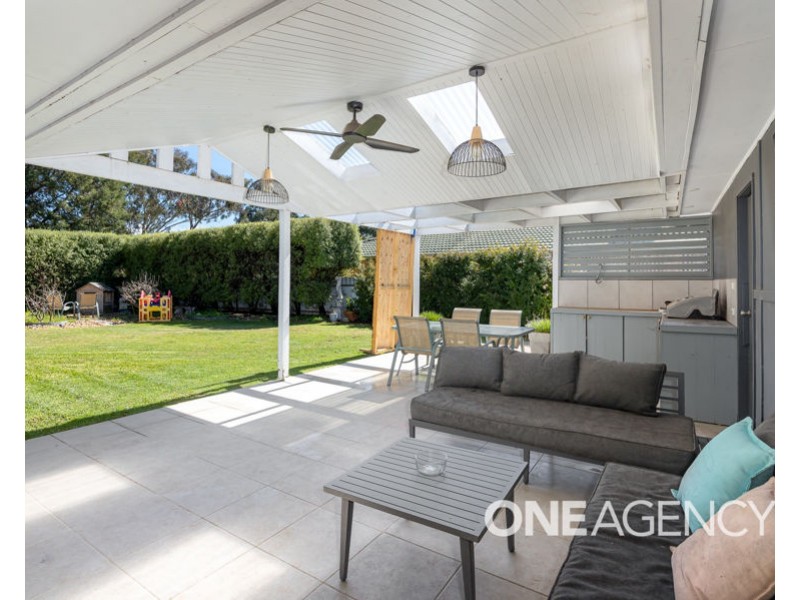 109 DALKEITH AVENUE, Lake Albert NSW 2650