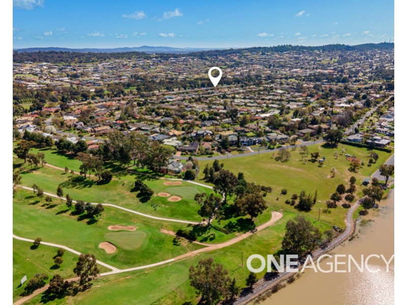 109 DALKEITH AVENUE, Lake Albert NSW 2650