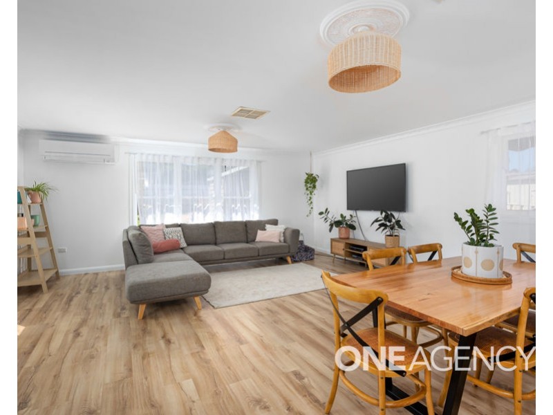 23 GILMORE AVENUE, Mount Austin NSW 2650
