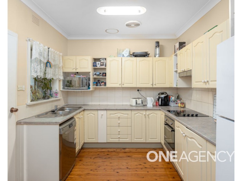 9 BUNGOWN PLACE, Mount Austin NSW 2650