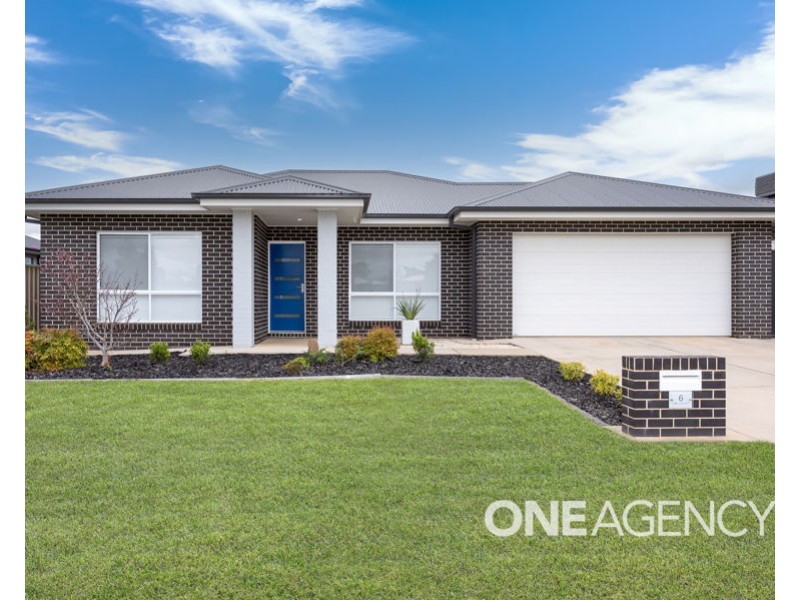 6 ROSS PARKWAY, Gobbagombalin NSW 2650