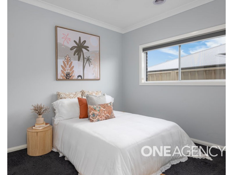 6 ROSS PARKWAY, Gobbagombalin NSW 2650