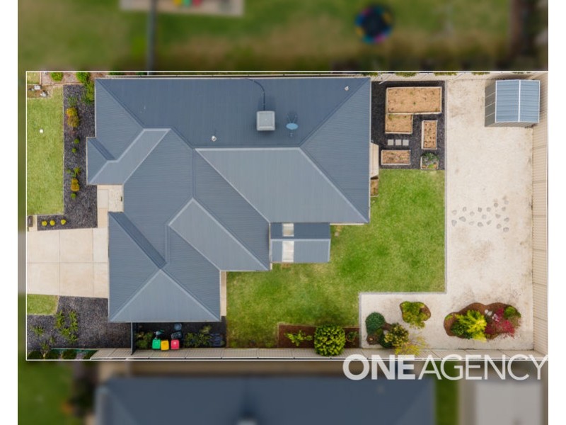 6 ROSS PARKWAY, Gobbagombalin NSW 2650