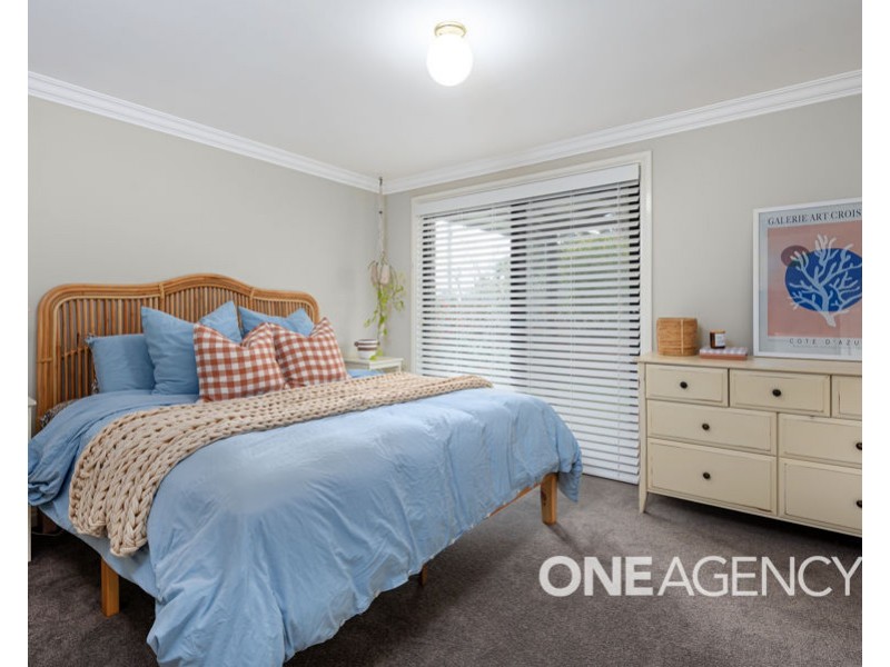 77 BALMORAL CRESCENT, Lake Albert NSW 2650