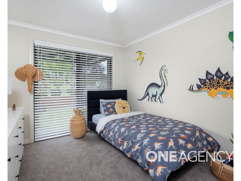 77 BALMORAL CRESCENT, Lake Albert NSW 2650