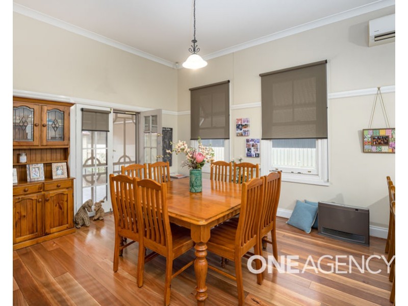 16 DOBBS STREET, Wagga Wagga NSW 2650