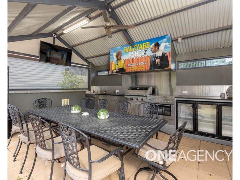 16 DOBBS STREET, Wagga Wagga NSW 2650