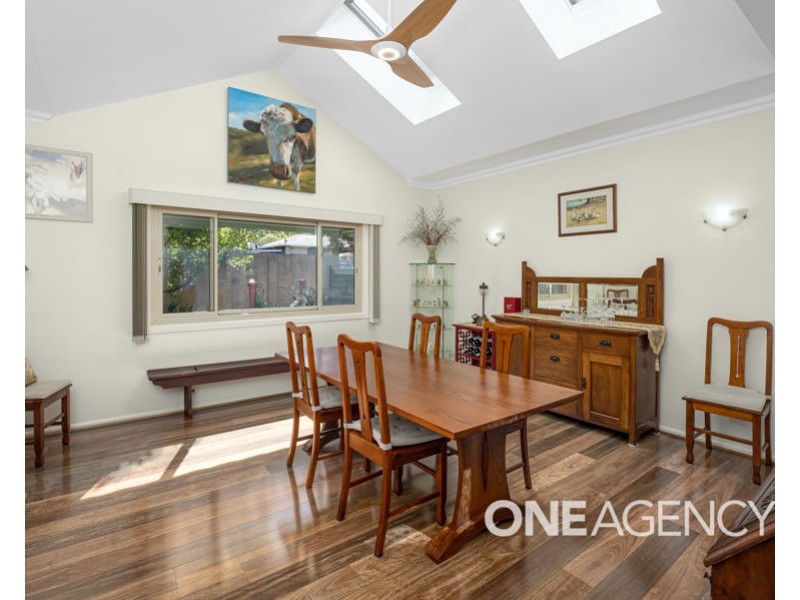 21 PLUMPTON ROAD, Kooringal NSW 2650