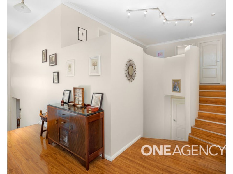 17 ATHERTON CRESCENT, Tatton NSW 2650