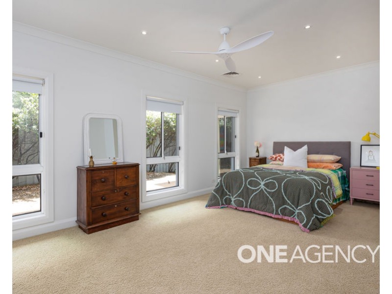 85 PLUMPTON ROAD, Lake Albert NSW 2650