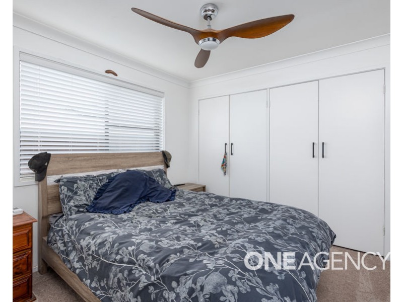 2 MACINTOSH PLACE, Kooringal NSW 2650