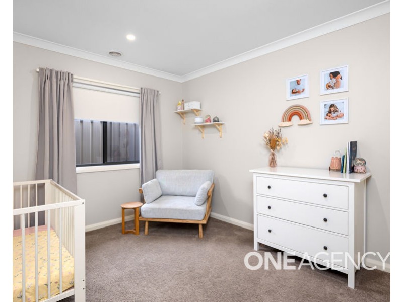 13 WHITTEN AVENUE, Boorooma NSW 2650