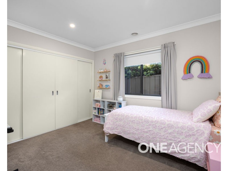 13 WHITTEN AVENUE, Boorooma NSW 2650