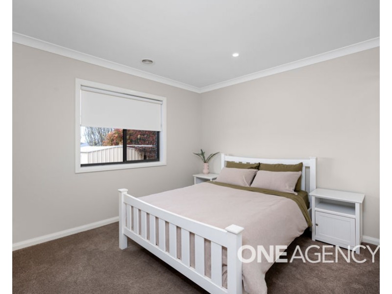 13 WHITTEN AVENUE, Boorooma NSW 2650
