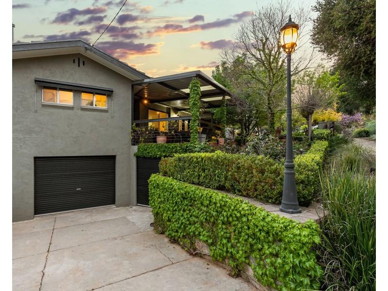 3 BELLEVUE PARADE, Kooringal NSW 2650