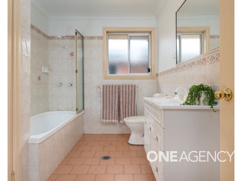 10 NATHAN PLACE, Kooringal NSW 2650